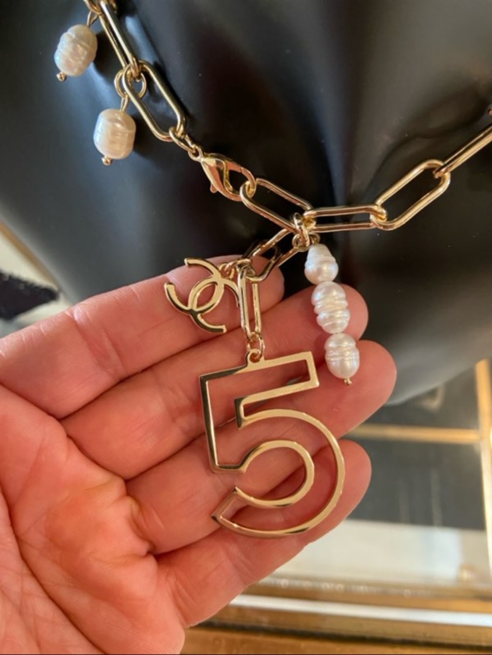 CHANEL Gold-Tone Chain Necklace with White Pearls and '5' Charm - Picture 5 of 13